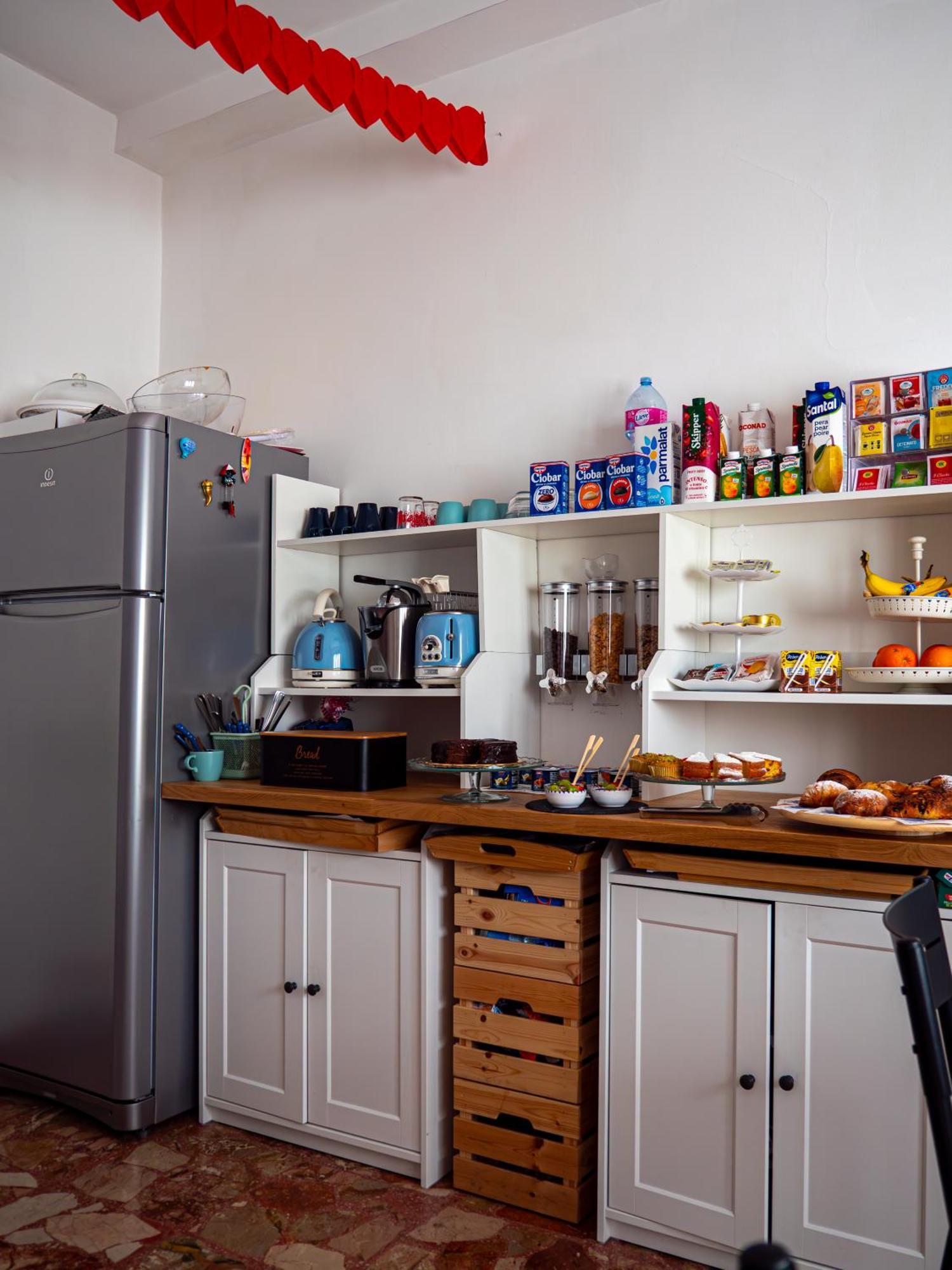 Bed and Breakfast Happy In Neapol Zewnętrze zdjęcie