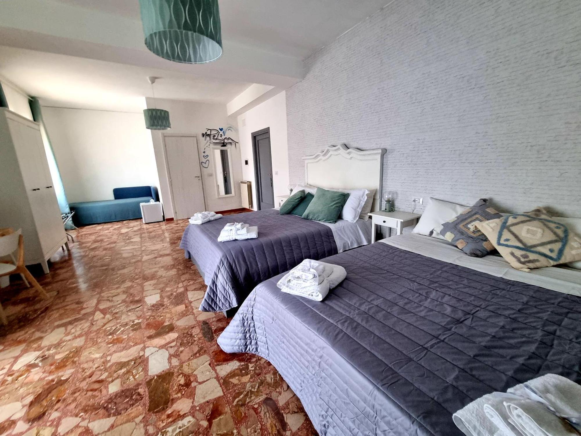 Bed and Breakfast Happy In Neapol Zewnętrze zdjęcie